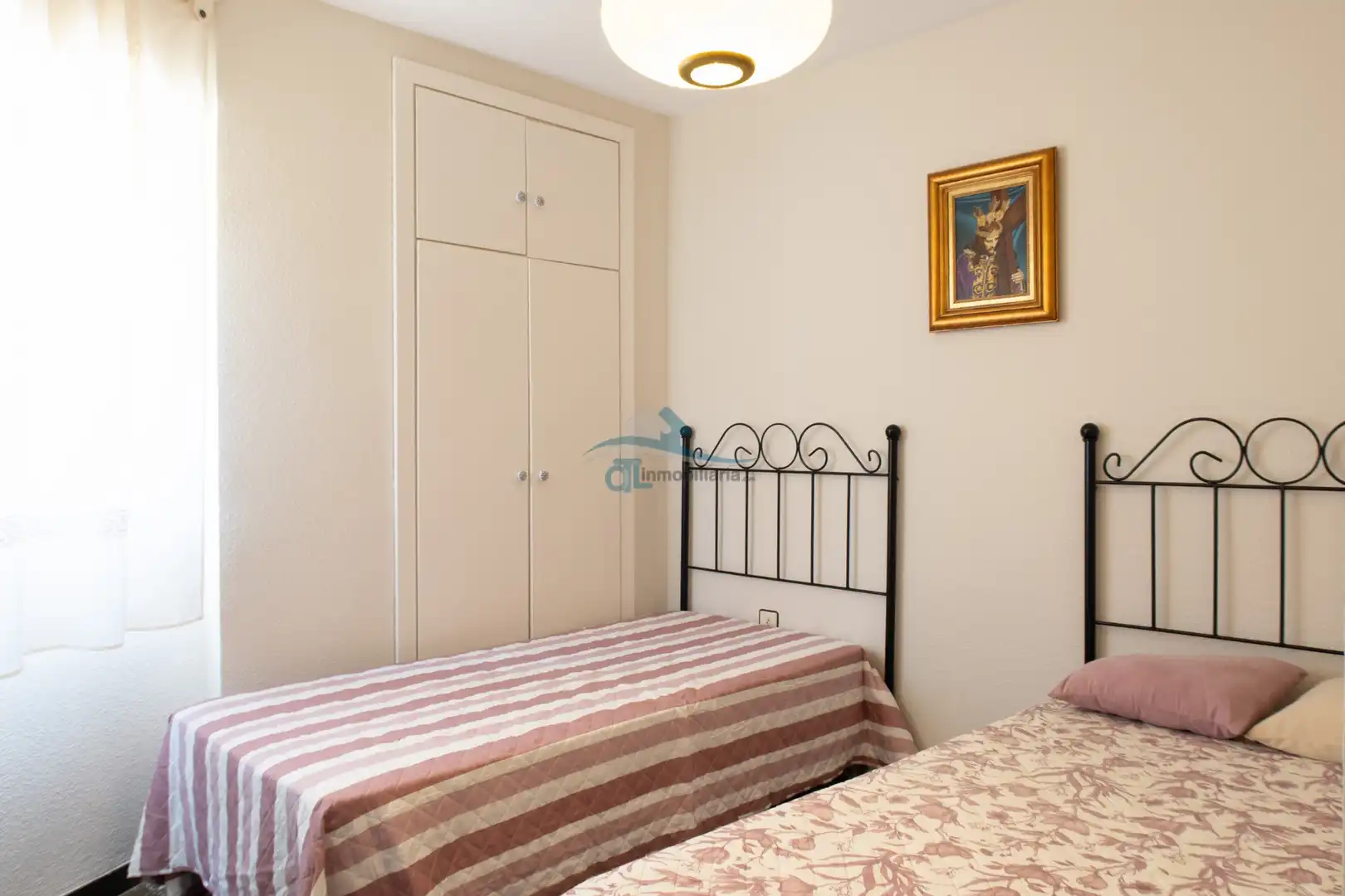 Schlafzimmer von Wohnungen zur Miete in Linares mit Klimaanlage, Heizung und Terrasse
