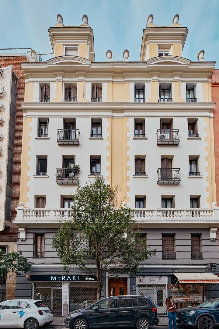 Exterior view of Flat for sale in  Madrid Capital  with Air Conditioner, Heating and Furnished