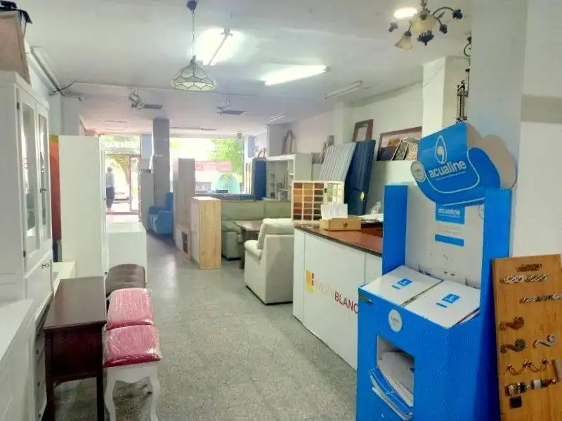 Local comercial en venda a La Estación