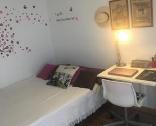 Dormitori de Apartament per a compartir en Leganés amb Balcó