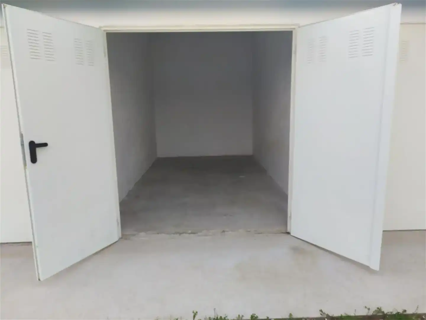 Parkplatz von Geschaftsraum zur Miete in Adurtza