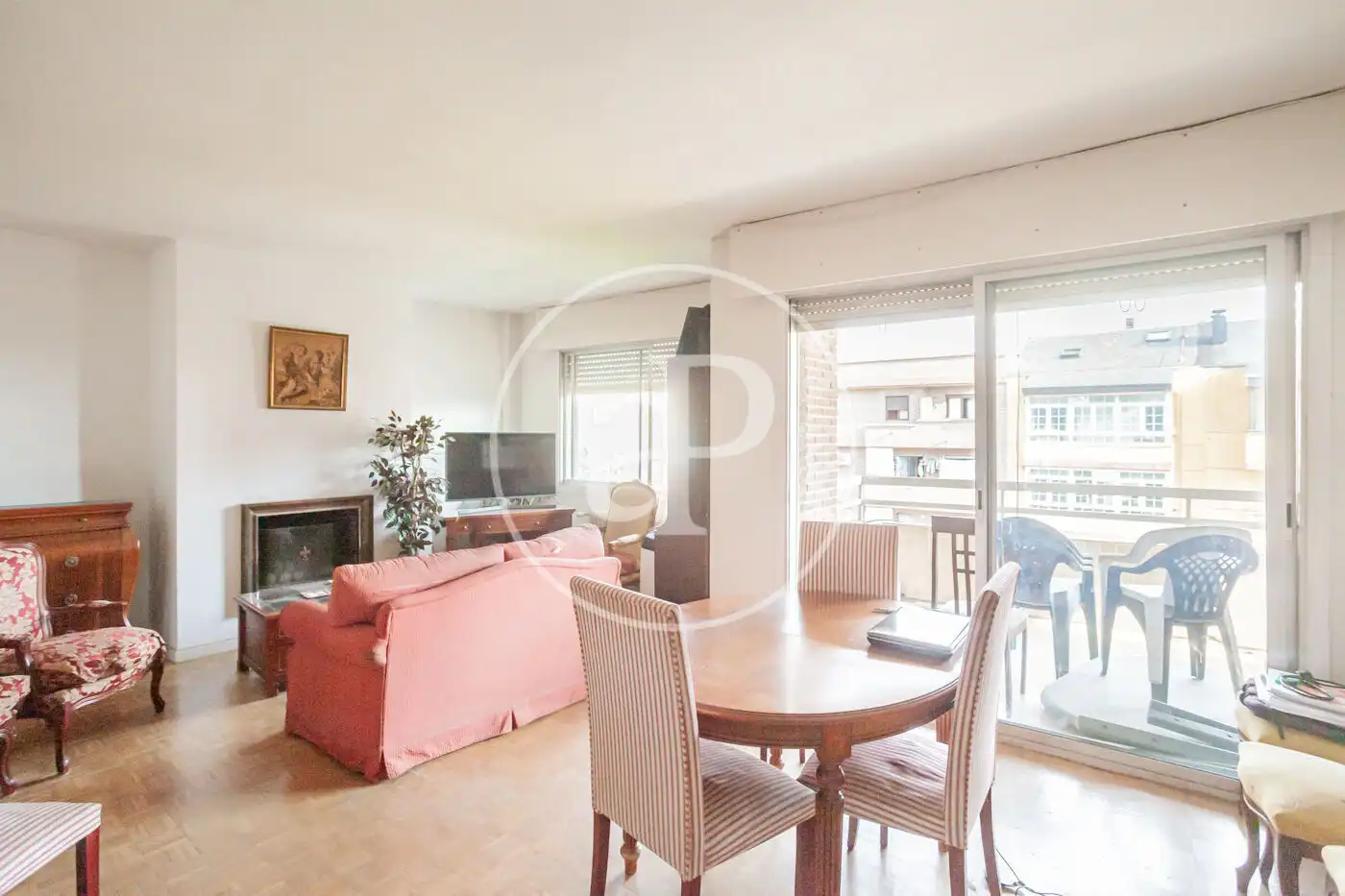 Wohnzimmer von Wohnung zum Verkauf in Majadahonda mit Heizung, Privatgarten und Terrasse