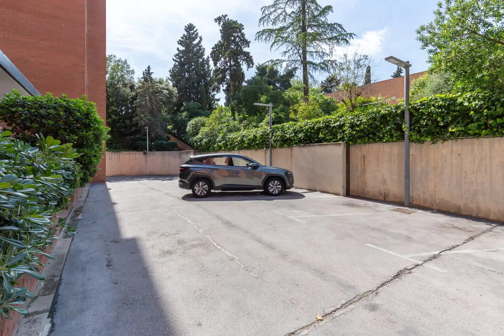 Parking de Piso en venta en Esplugues de Llobregat con Aire acondicionado, Calefacción y Trastero