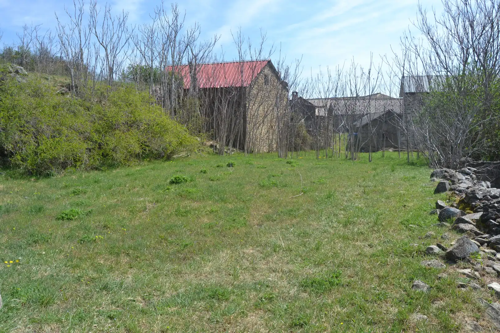 Country homes for sale in Sabiñánigo  with Private garden
