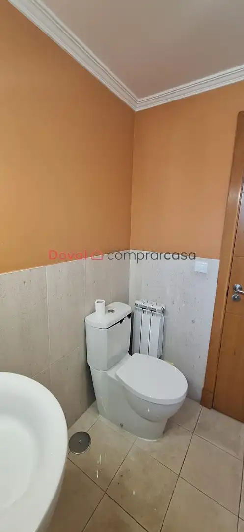 Bany de Pis de lloguer en O Porriño   amb Calefacció, Jardí privat i Terrassa