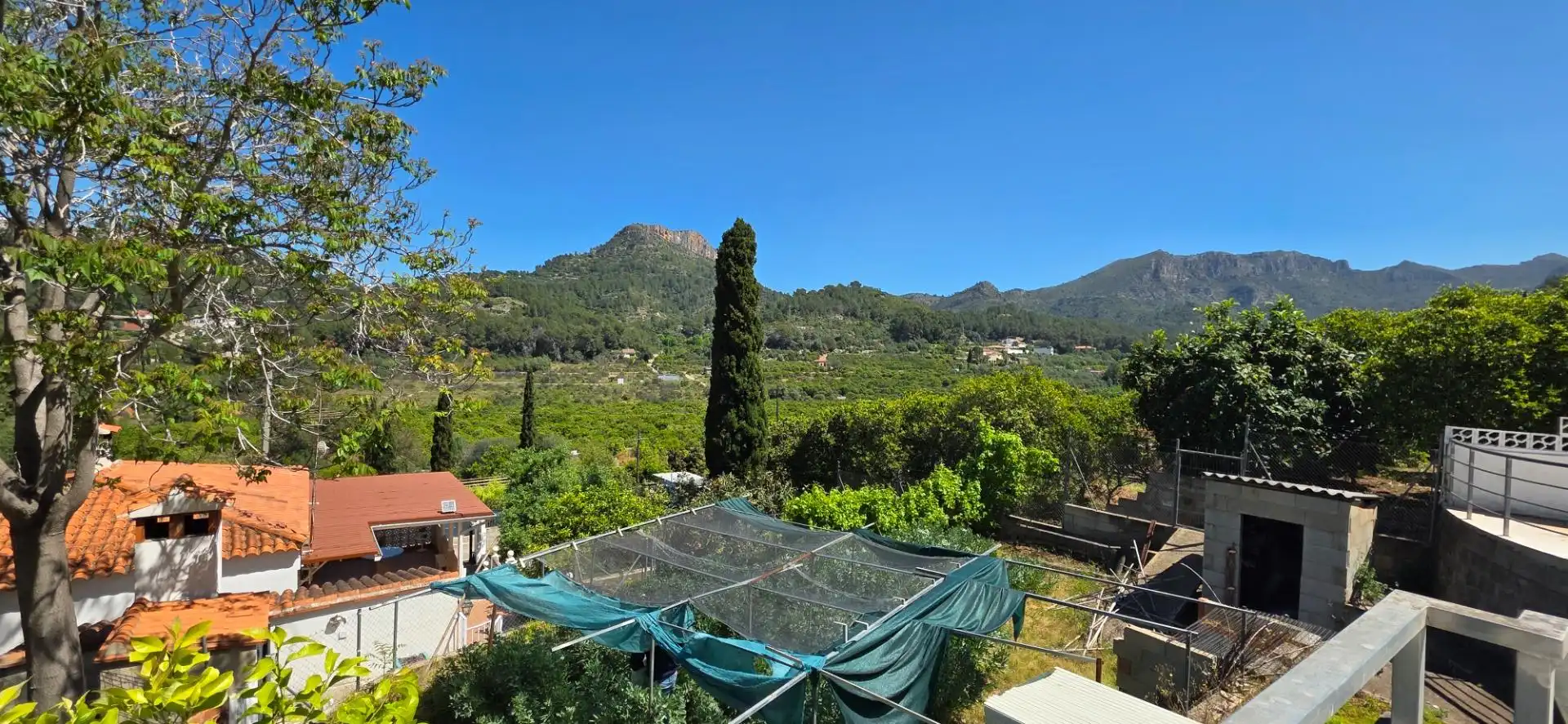 Jardí de Casa o xalet en venda en Alzira amb Aire condicionat, Jardí privat i Traster