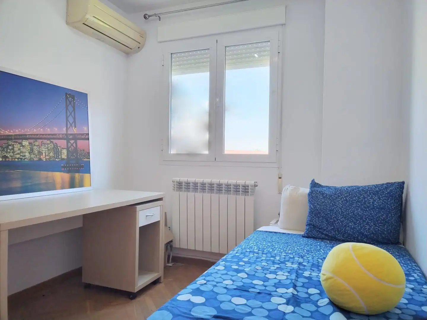 Bedroom of Flat for rent in Arganda del Rey  with Air Conditioner, Heating and Private garden
