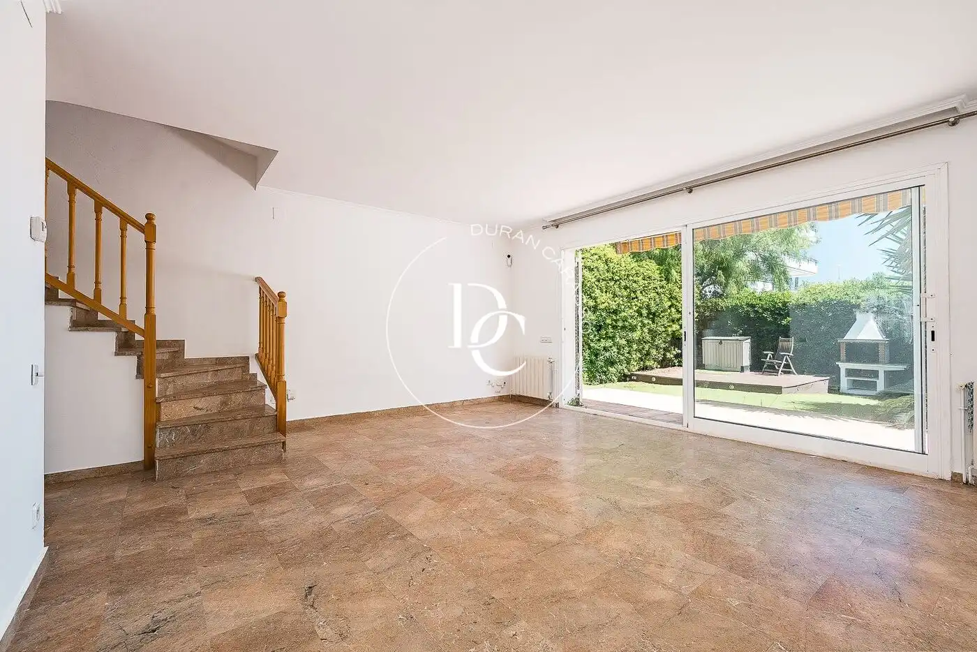 Casa con jardín en venta en Avinguda Mare de Déu de Montserrat, imagen 5