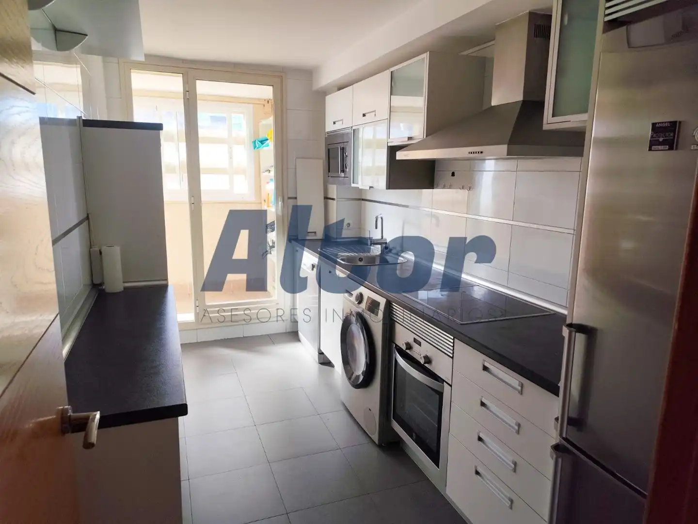 Cocina de Piso de alquiler en Madrid con Aire acondicionado, Calefacción y Terraza