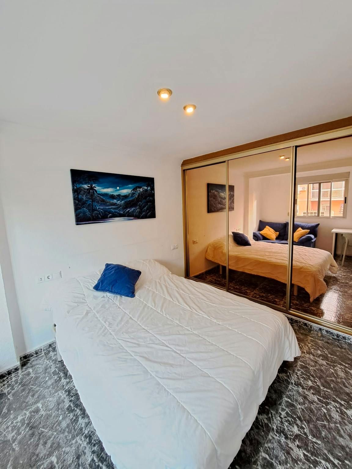 Flat to share in N/A, Torrefiel