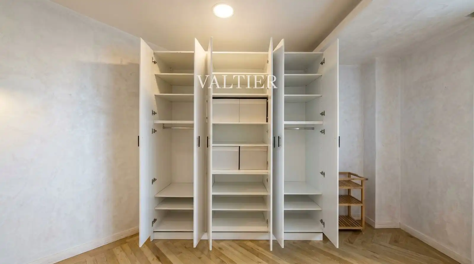 Schlafzimmer von Wohnung zur Miete in Madrid mit Klimaanlage, Heizung und Terrasse