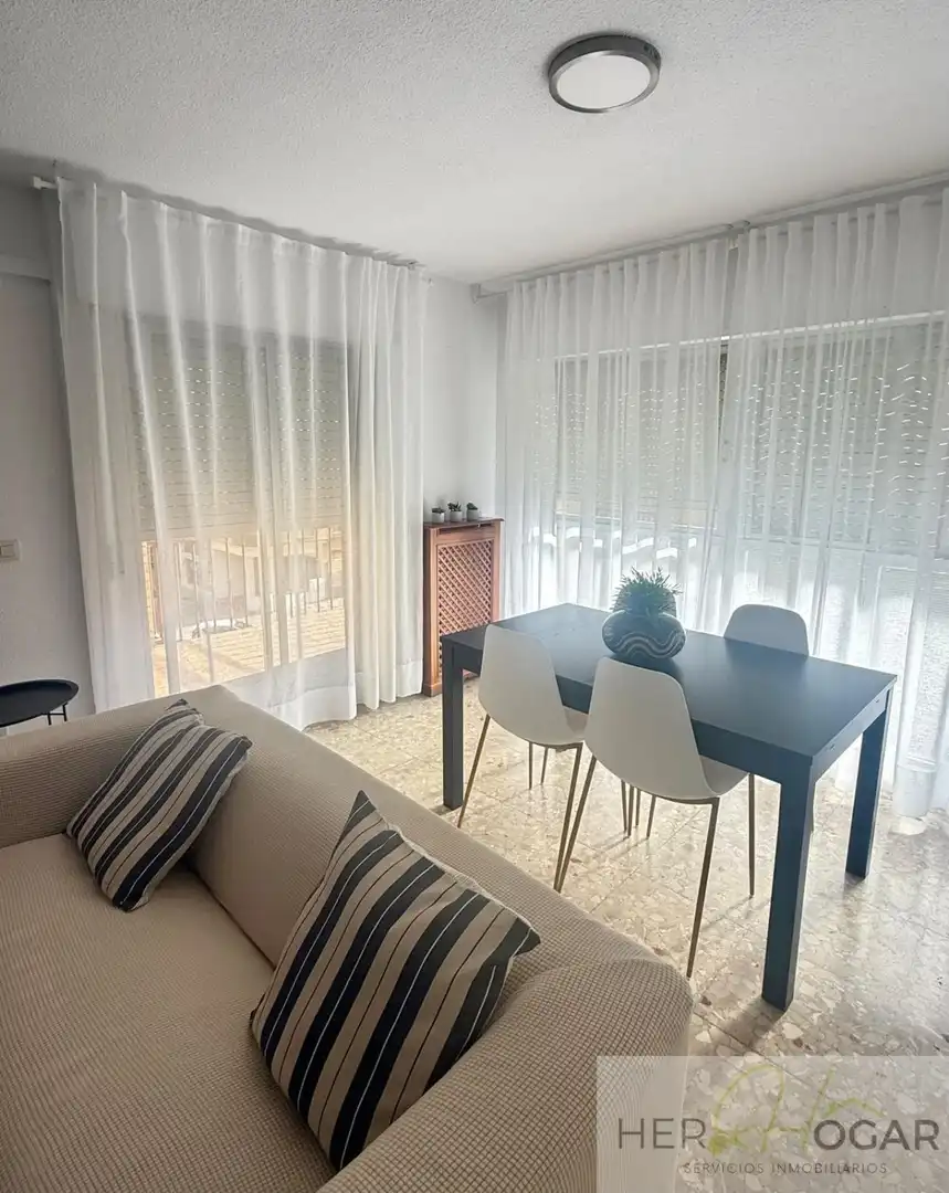 Comedor de Piso de alquiler en Toledo con Aire acondicionado, Calefacción y Parquet
