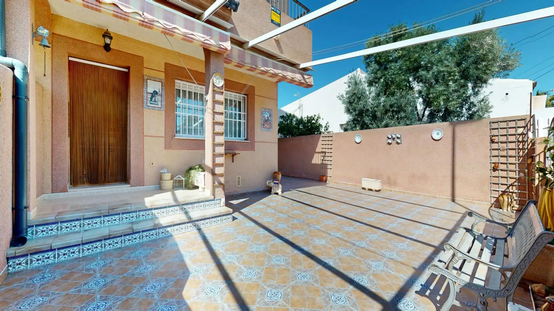 Casa con terraza en venta en Calle NAVALCARNERO, imagen 2