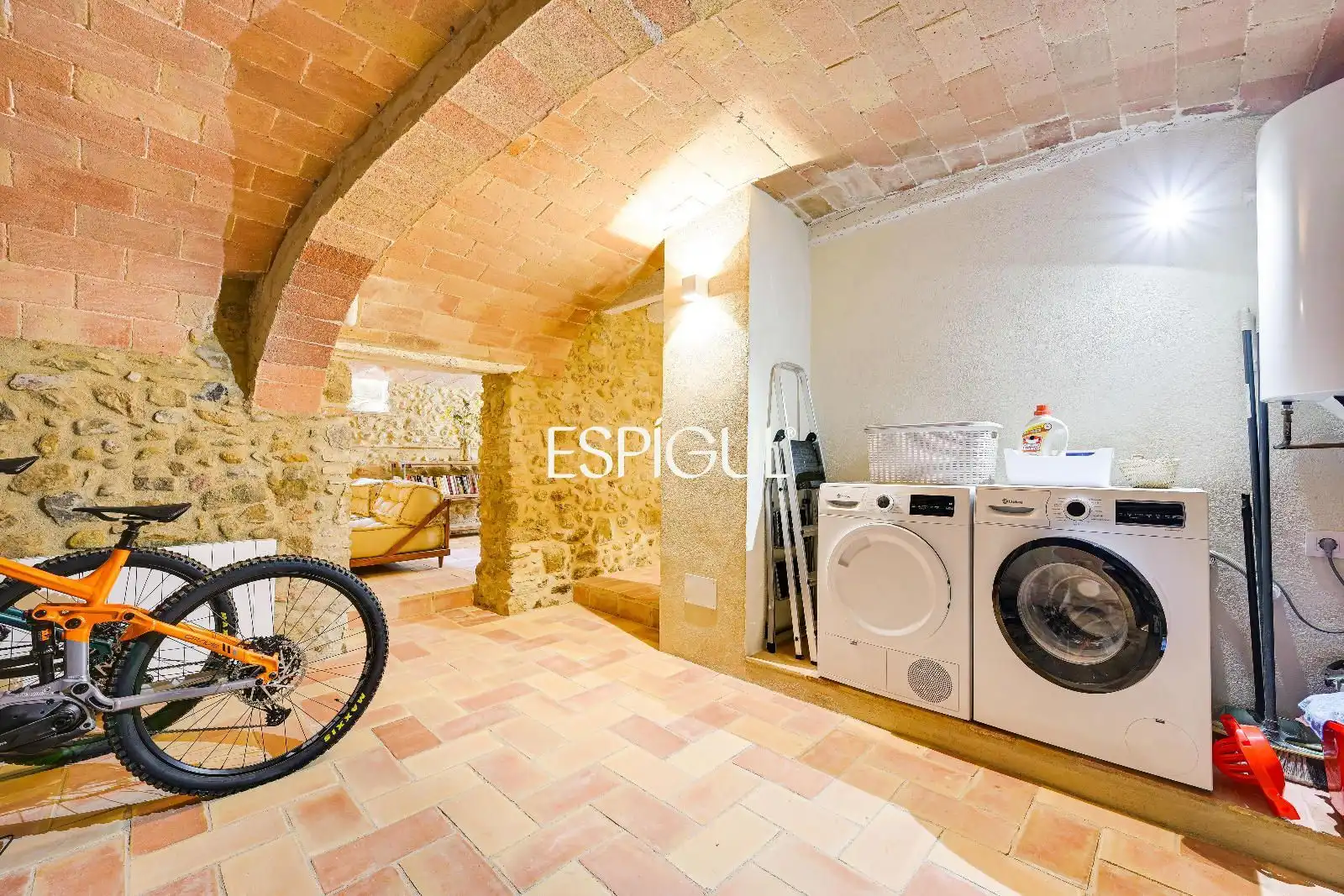 Casa o xalet en venda en La Bisbal d'Empordà amb Aire condicionat, Calefacció i Parquet