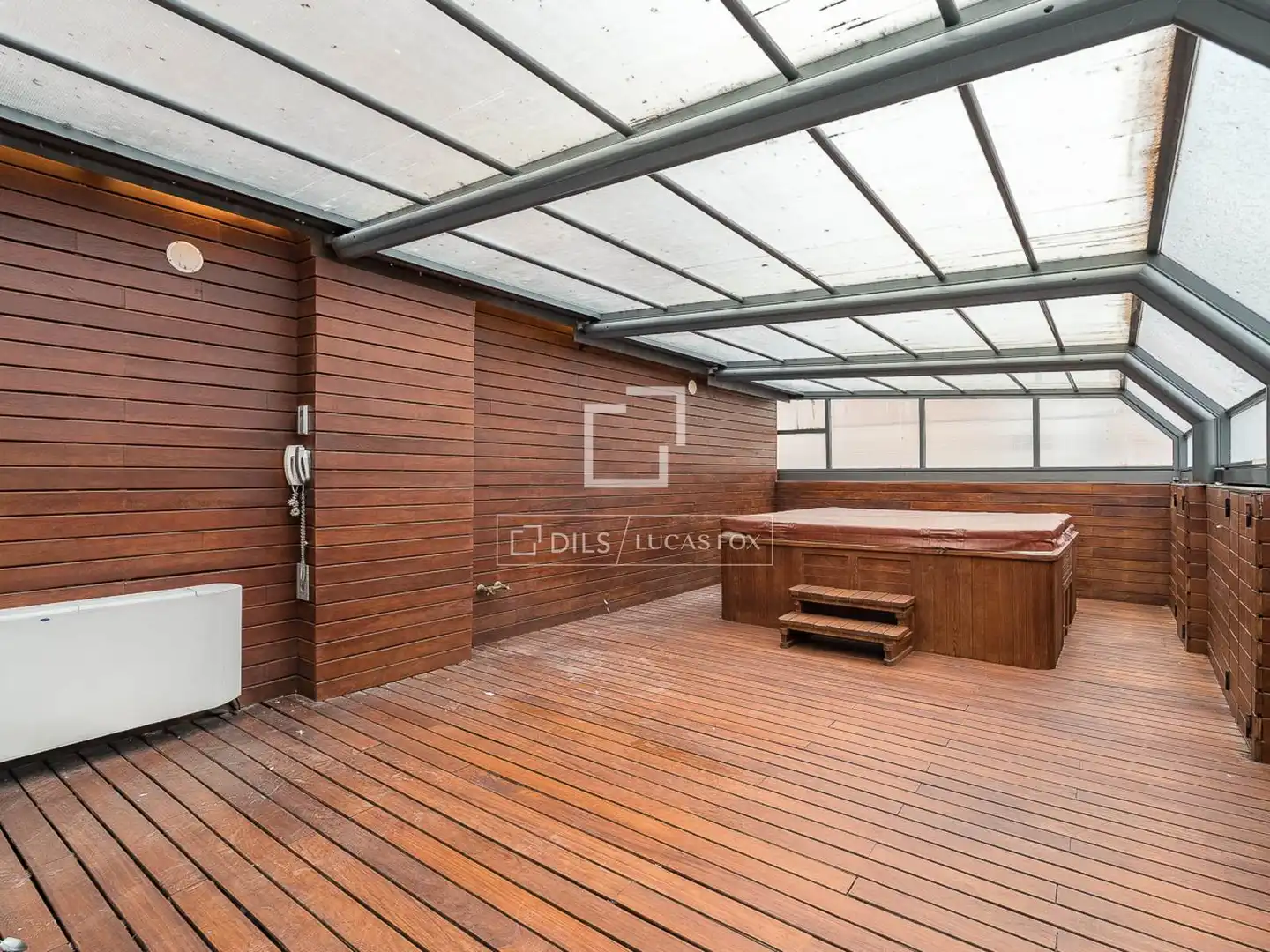 Terrassa de Casa o xalet en venda en Barcelona amb Aire condicionat, Calefacció i Terrassa