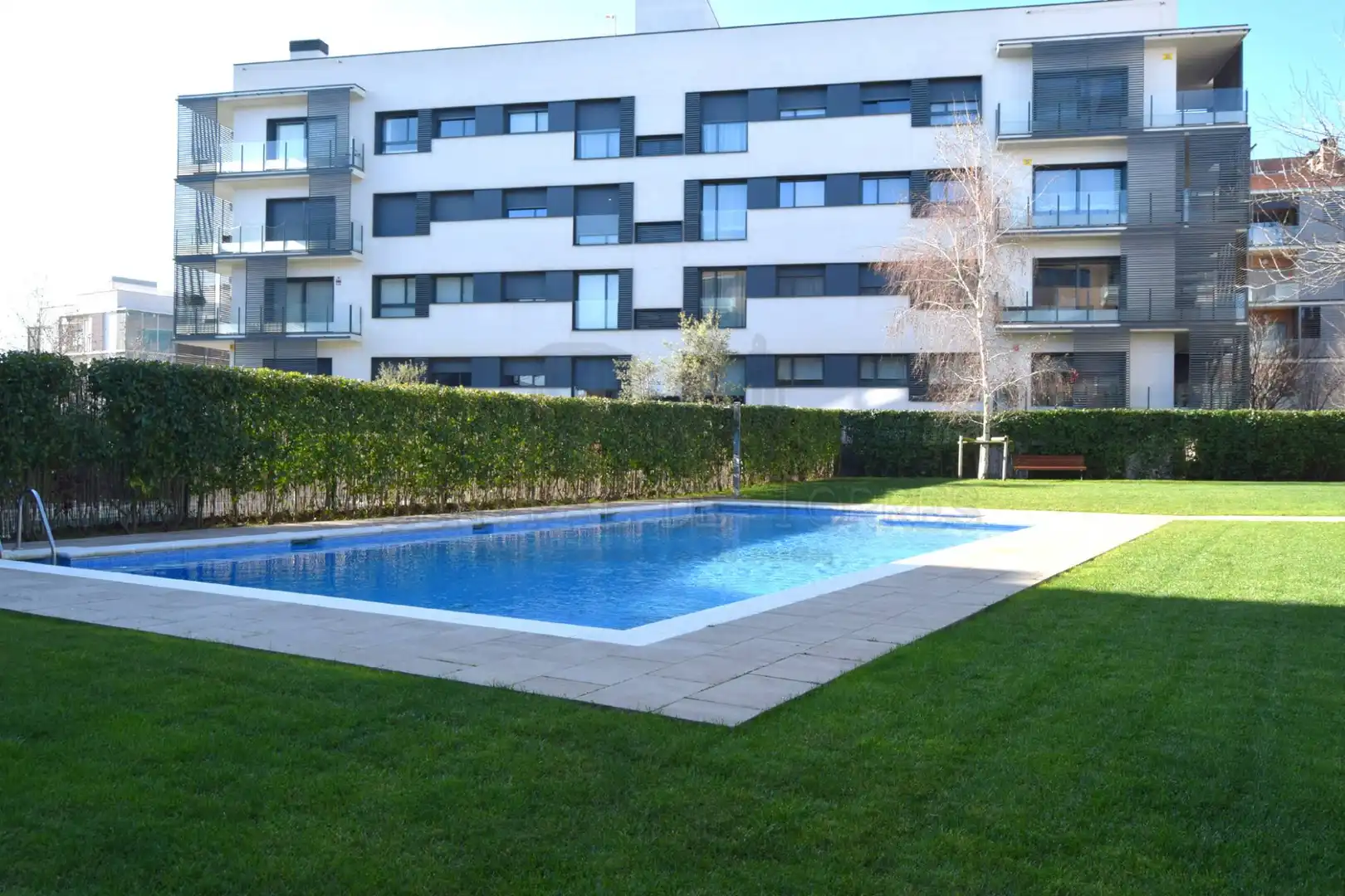 Swimming pool of Ground floor for sale in Sant Cugat del Vallès  with Air Conditioner, Heating and Private garden