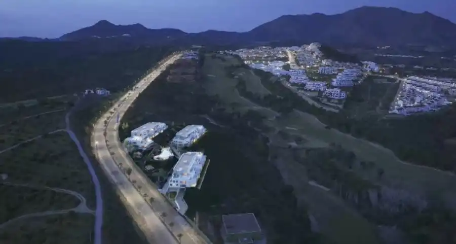 Apartamento con piscina en venta en Doña Julia Golf, imagen 19