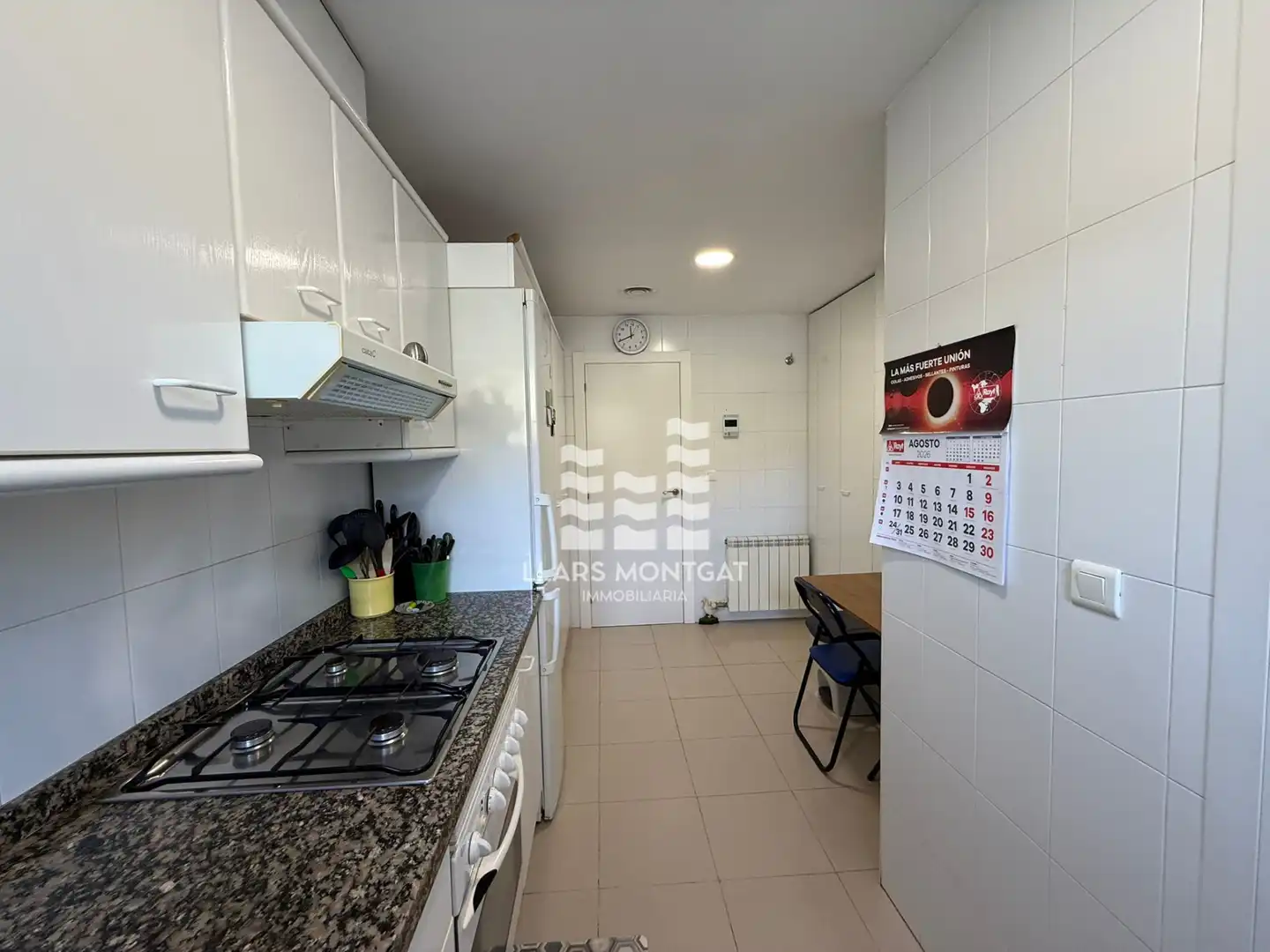 Küche von Wohnung zum Verkauf in Montgat mit Klimaanlage, Heizung und Terrasse