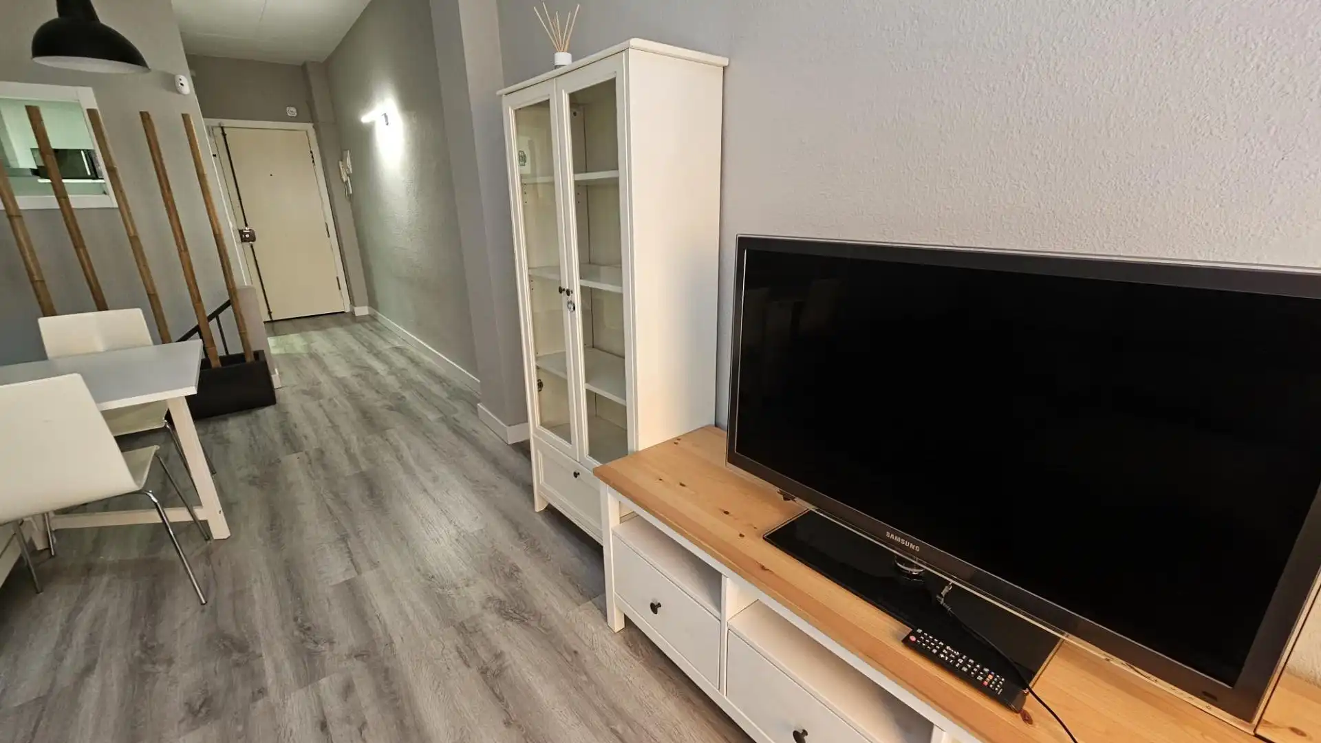 Sala d'estar de Dúplex en venda en Calella amb Parquet, Terrassa i Moblat