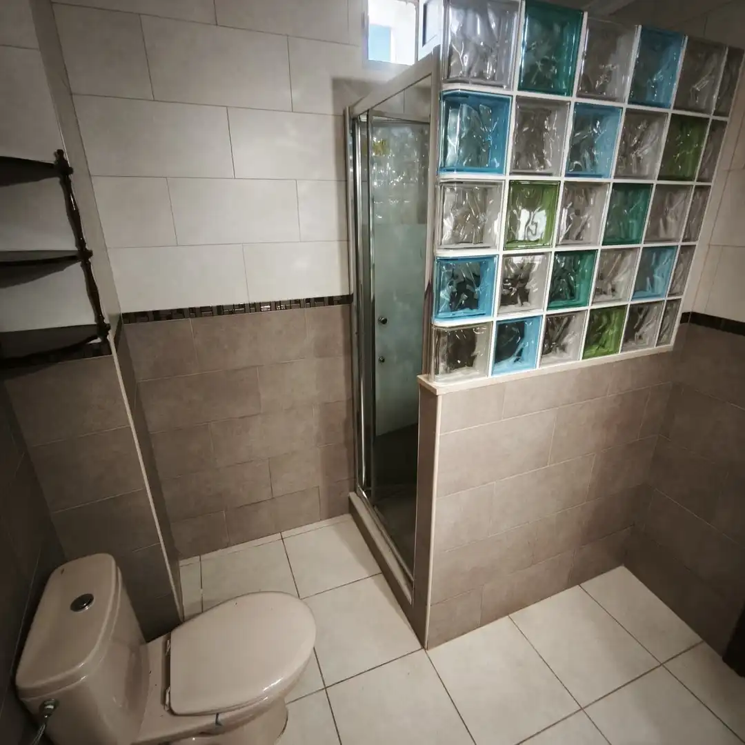 Bathroom of Flat for sale in San Roque