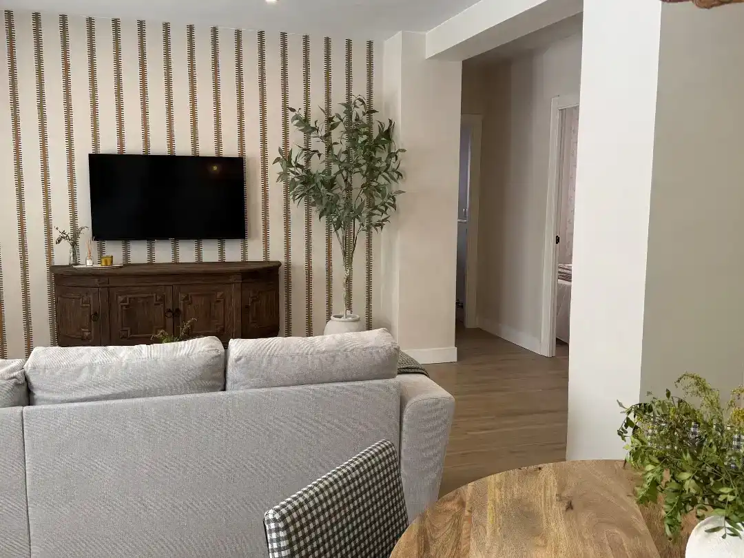 Sala d'estar de Planta baixa en venda en Baeza amb Aire condicionat, Jardí privat i Piscina