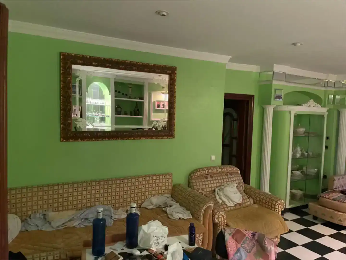 Sala de estar de Apartamento en venta en Algeciras con Aire acondicionado, Parquet y Amueblado