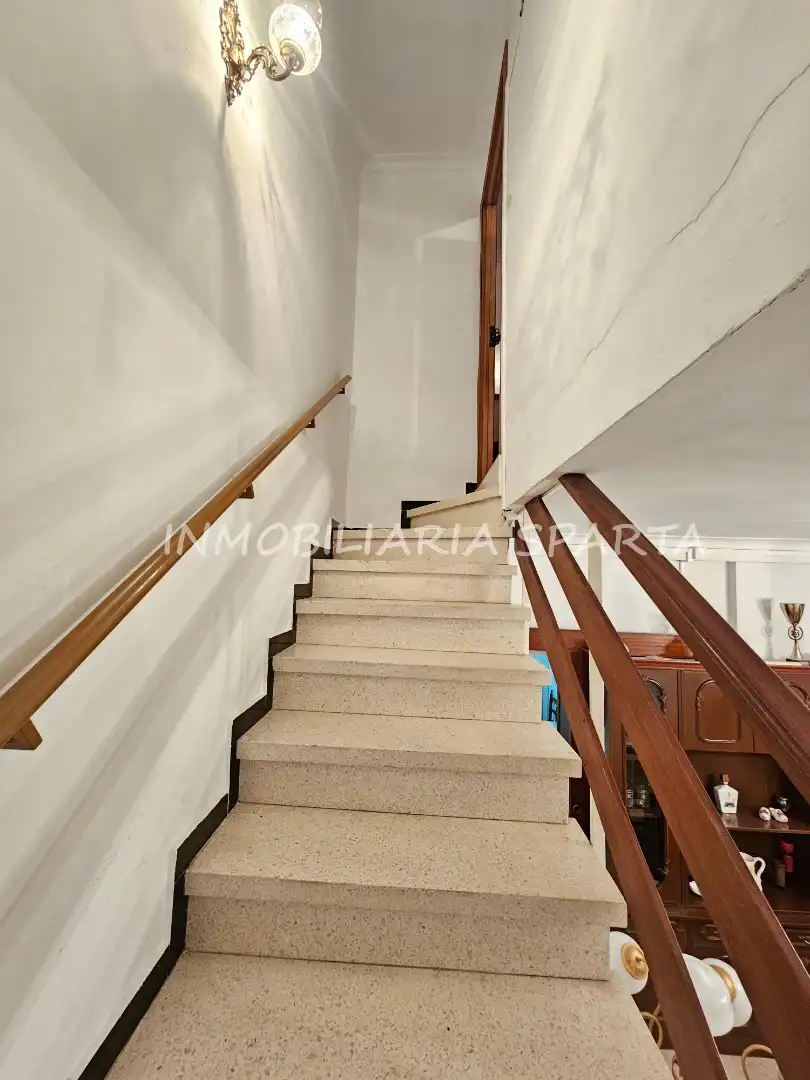 Casa adosada en venta en Santiponce con Terraza, Trastero y Balcón