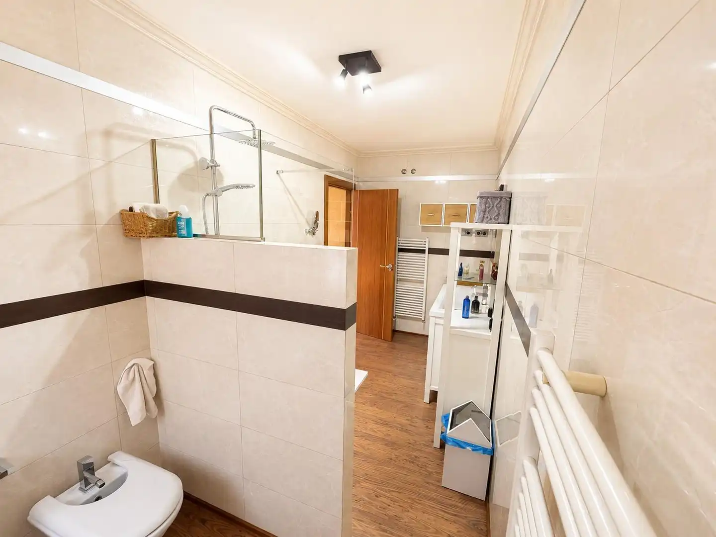 Baño de Casa o chalet en venta en Arganda del Rey con Aire acondicionado, Calefacción y Jardín privado