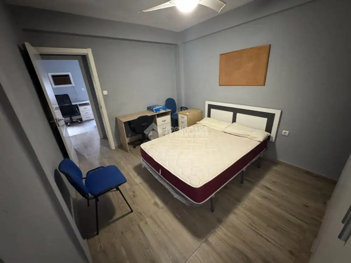 Bedroom of Flat for sale in Sevilla  with Air Conditioner