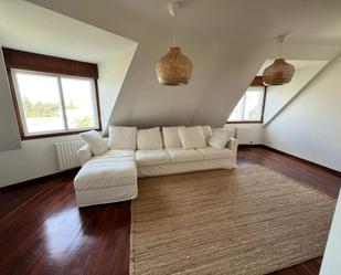Living room of Attic to rent in Pontevedra Capital   with Heating, Storage room and Furnished