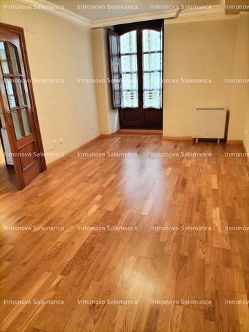 Piso en Alquiler en Barrio del Centro