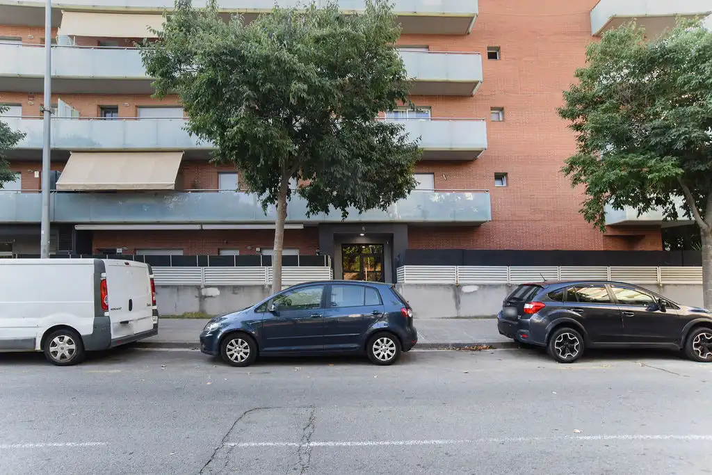Vista exterior de Pis en venda en Mataró amb Piscina