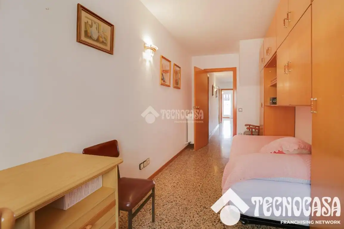 Bedroom of Flat for sale in Sant Boi de Llobregat  with Air Conditioner, Heating and Terrace