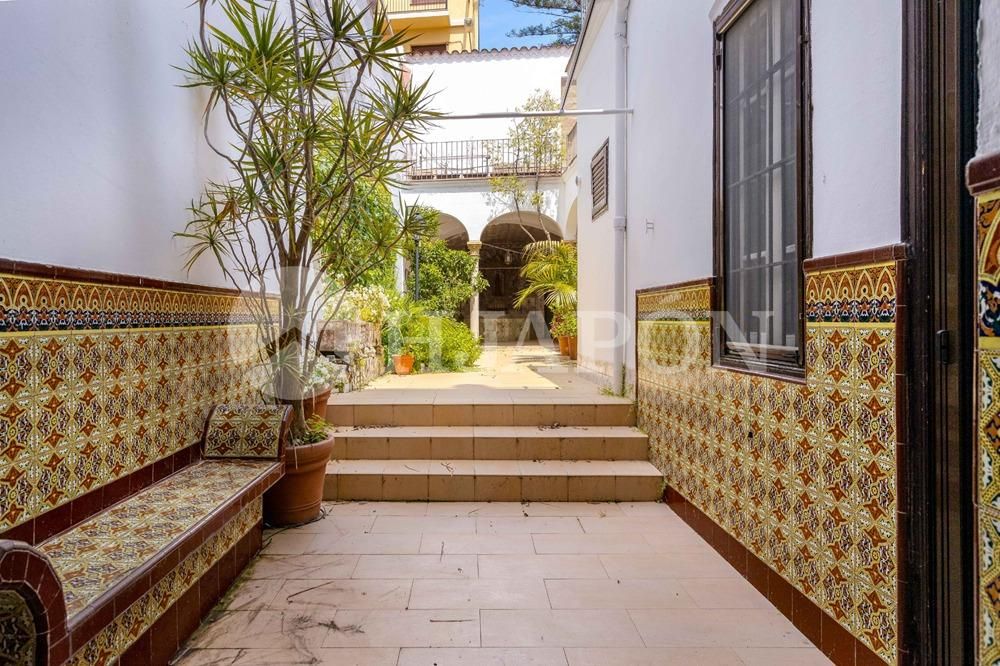 Garden of House or chalet for sale in El Masnou  with Air Conditioner, Heating and Terrace