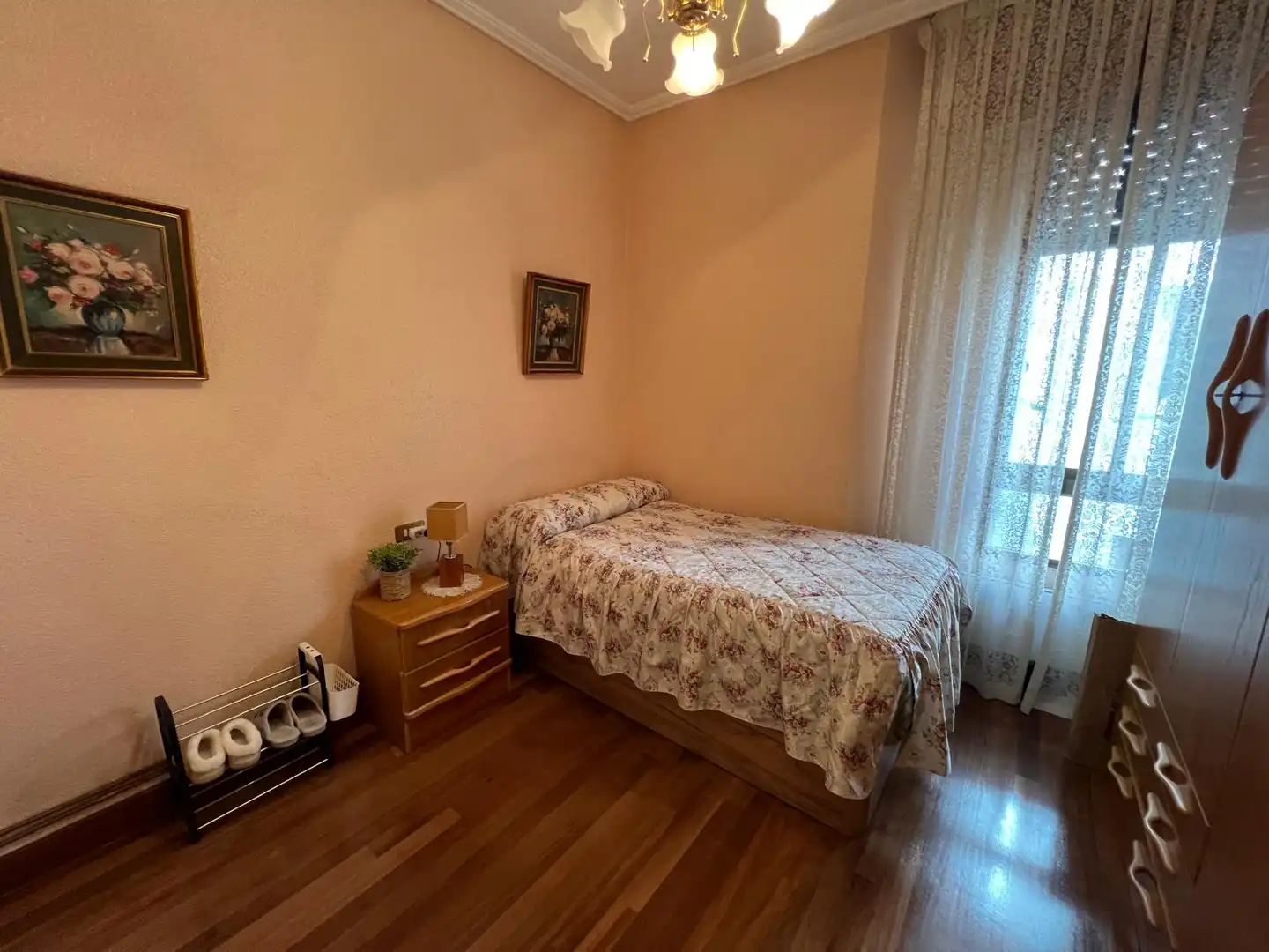 Schlafzimmer von Wohnung zum Verkauf in Bilbao  mit Heizung und Balkon