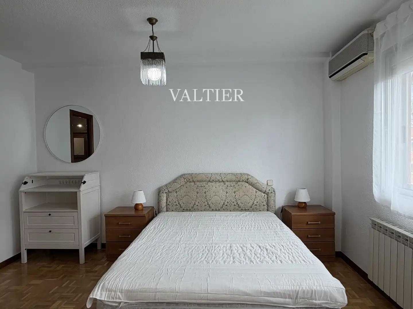 Bedroom of Attic for rent in Madrid  with Air Conditioner, Terrace and Furnished