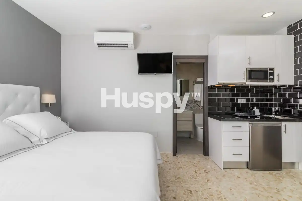 Mixed residential for sale in Calle Chiriva, imagen 7