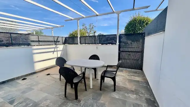 Casa adosada en venta en Paraíso Arenal - La Colina