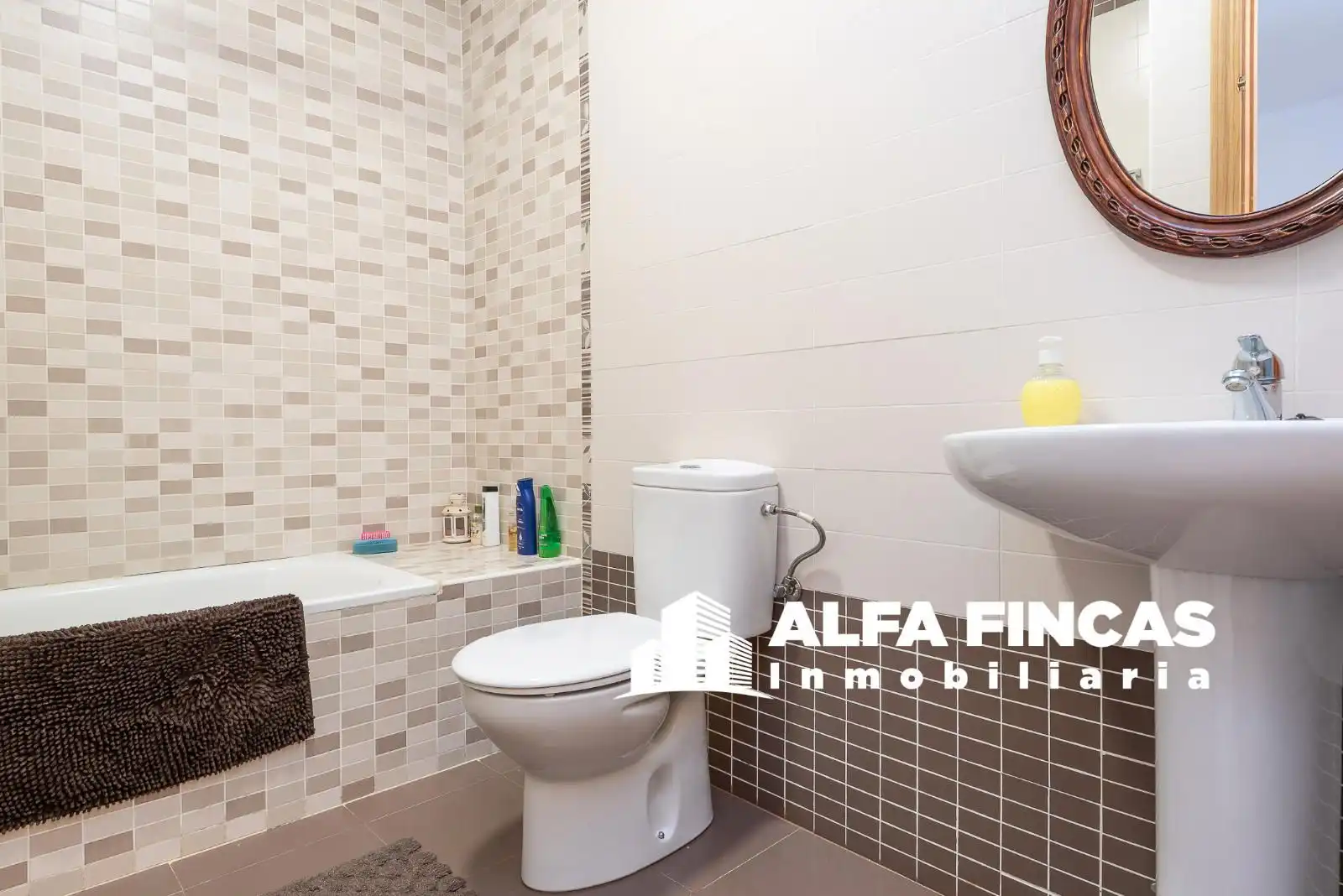 Bathroom of Detached homes for sale in Atalaya del Cañavate  with Heating, Private garden and Storage room