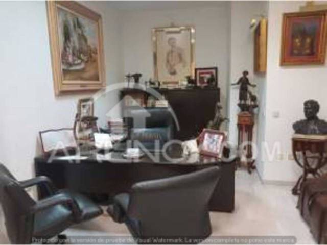 Oficina en Alquiler en La Buhaira