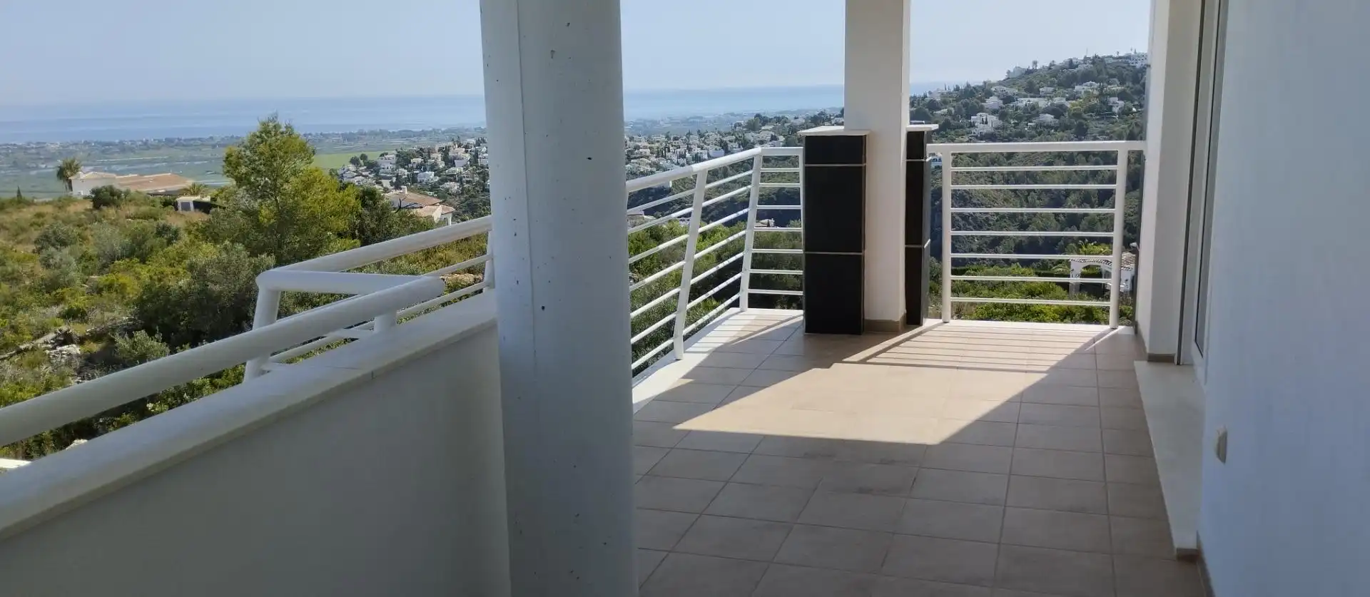 Terraza de Piso en venta en Pego con Aire acondicionado, Terraza y Piscina comunitaria