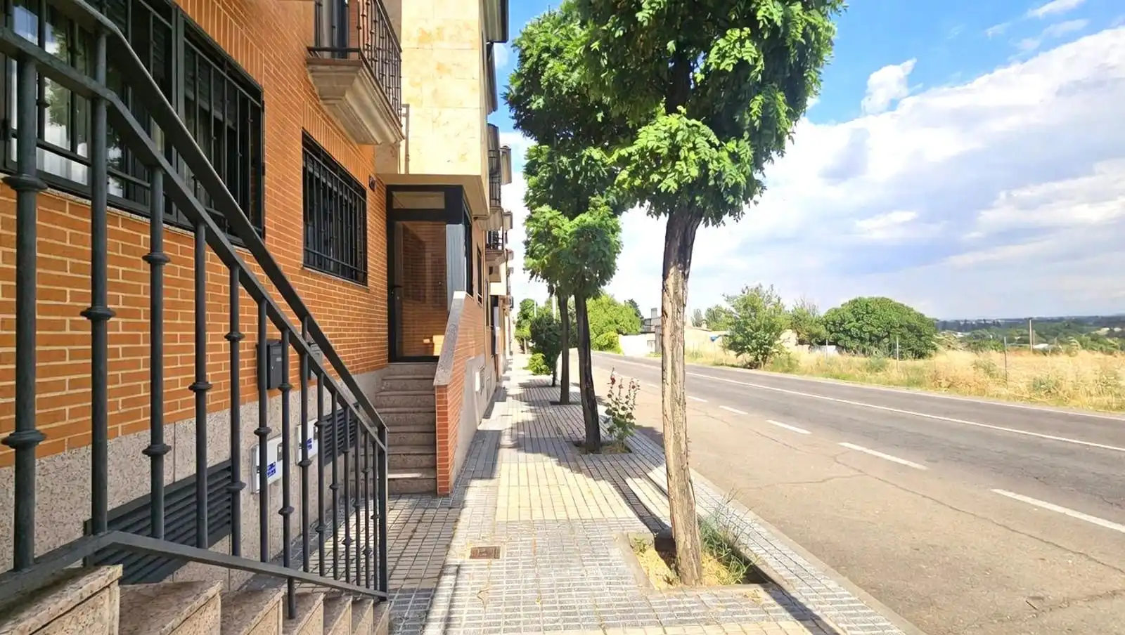 Vista exterior de Casa adosada de lloguer en Salamanca amb Calefacció, Terrassa i Moblat