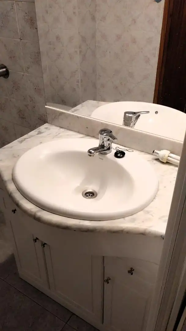 Baño de Piso en venta en Valencia con Aire acondicionado y Balcón
