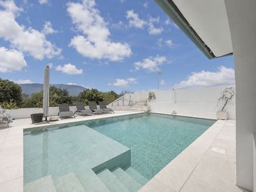 Maison rustique avec piscine à vendre à Cártama pueblo