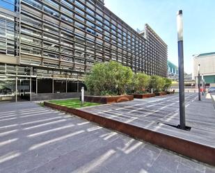 Vista exterior de Oficina en venda en Alcobendas amb Aire condicionat