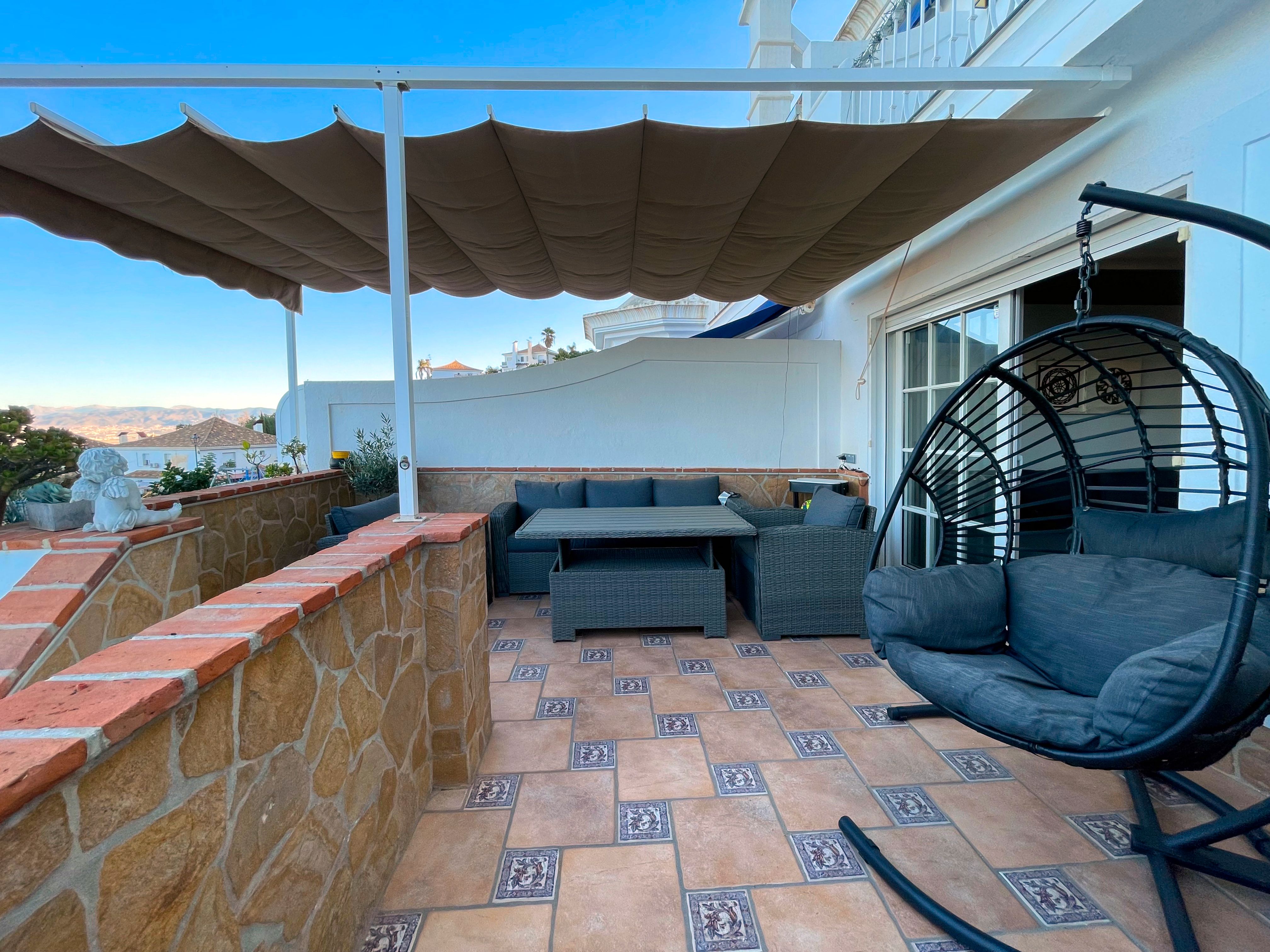 Casa adosada en venda a Calle Pedro de Mena, Manantiales - Lagar - Cortijo