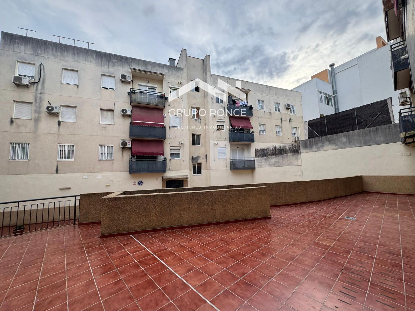 Exterior view of Flat for sale in Jerez de la Frontera  with Air Conditioner, Heating and Terrace