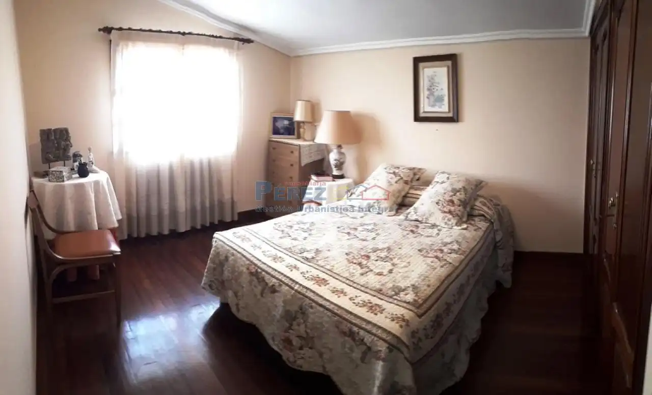 Habitación de Casa o chalet en venta en Fene con Calefacción, Jardín privado y Amueblado