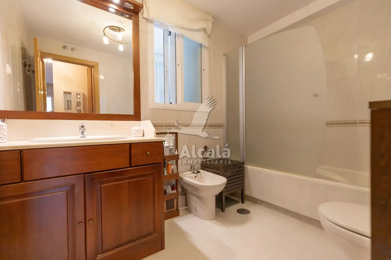Baño de Piso en venta en Arganda del Rey con Aire acondicionado, Calefacción y Jardín privado