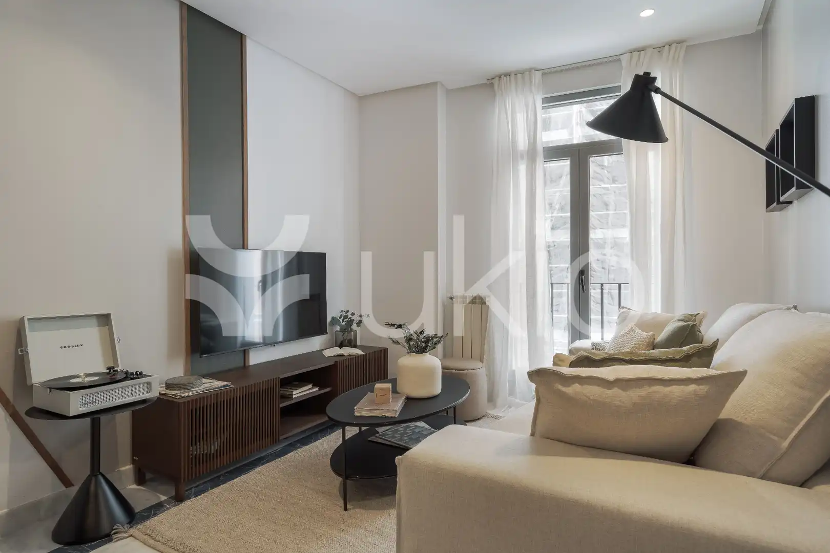 Sala de estar de Apartamento de alquiler en Madrid con Aire acondicionado, Calefacción y Amueblado